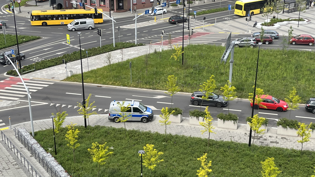 Zderzenie trzech aut na autostradzie w Krakowie